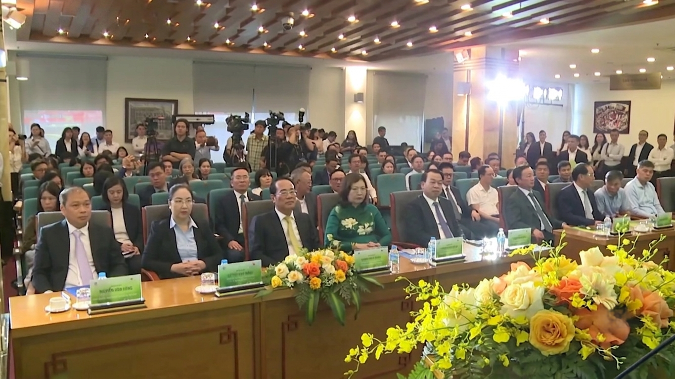 thitruong_carbon3_1783067306.png