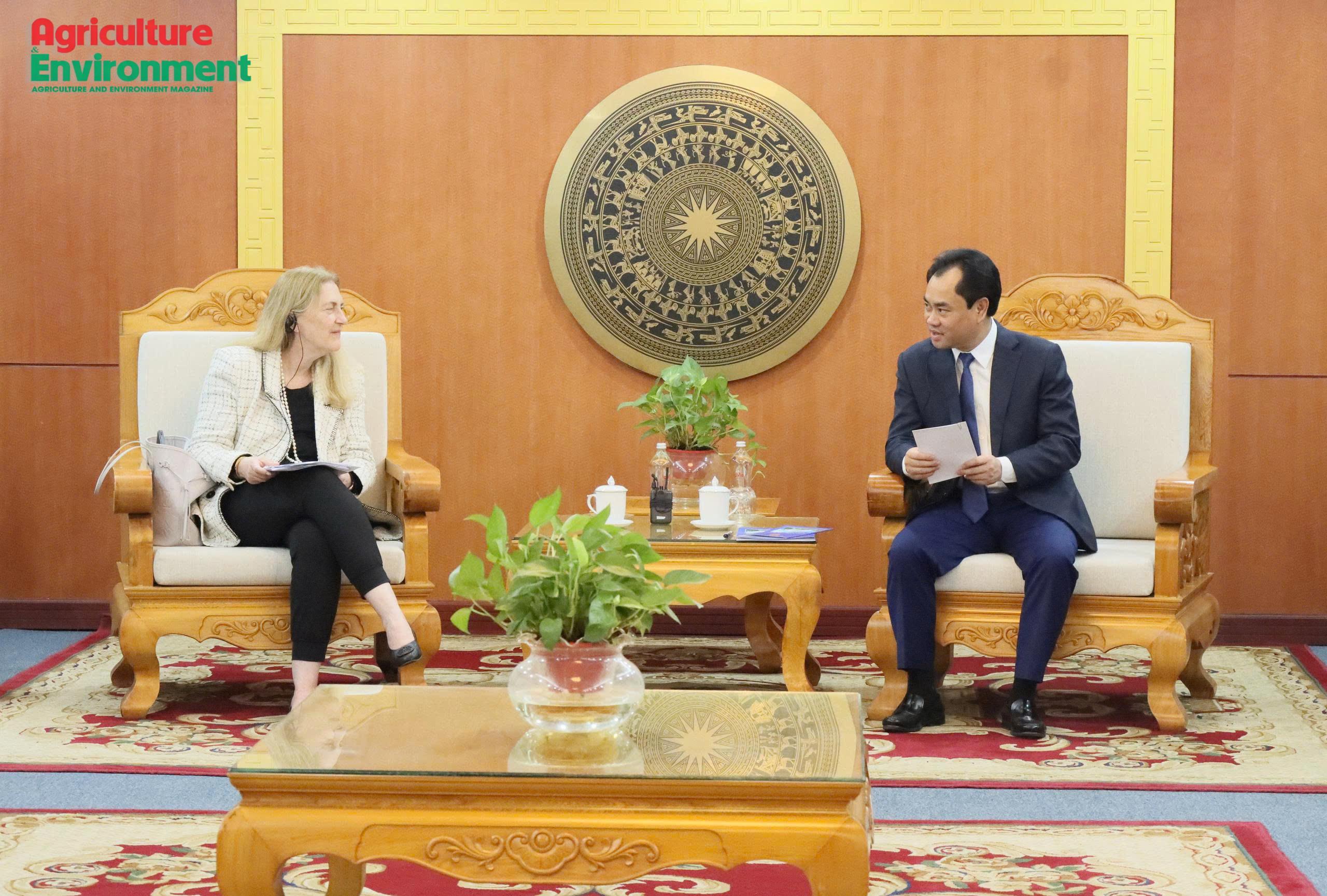 Viet Nam, Switzerland seek to expand “green” cooperation