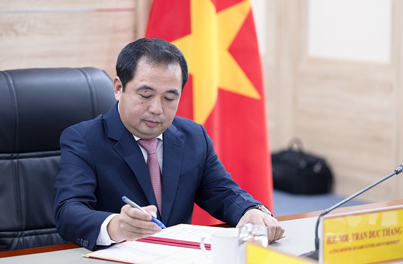 Vietnam-Singapore climate cooperation: New opportunities for the carbon market and sustainable development