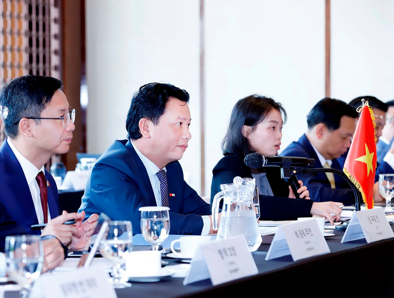 Vietnam - South Korea: Implementing comprehensive cooperation in the environmental sector