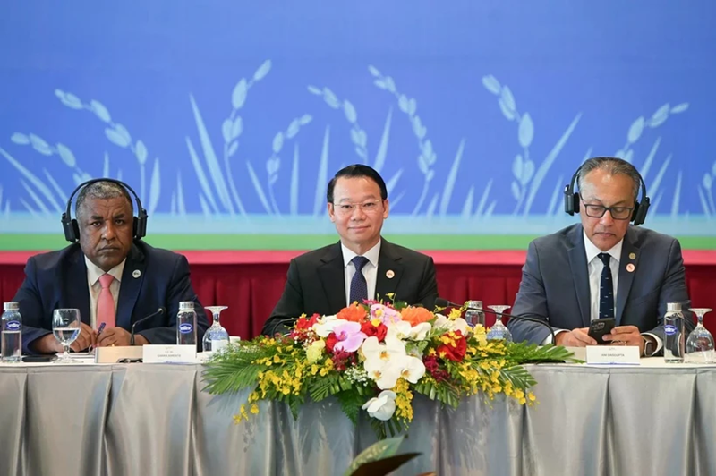 A landmark in administrative reform: Vietnam's Ministry of Agriculture and Environment leads adaptation to new two-tier local governance model