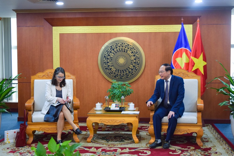 Canada and Vietnam promote cooperation in combating climate change