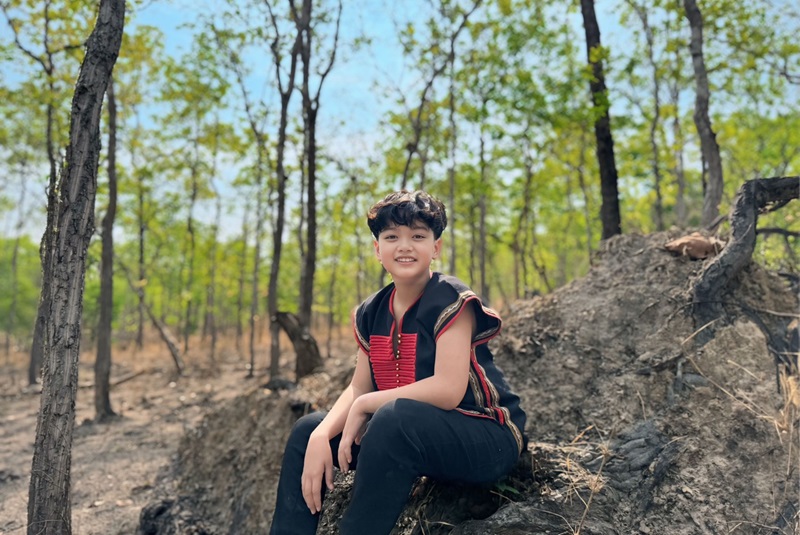 Young singer Phu Quy releases debut MV, calls for forest protection