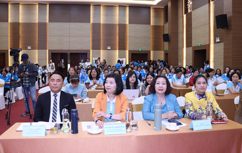 Empowering women in the circular economy: Insights from experts and entrepreneurs