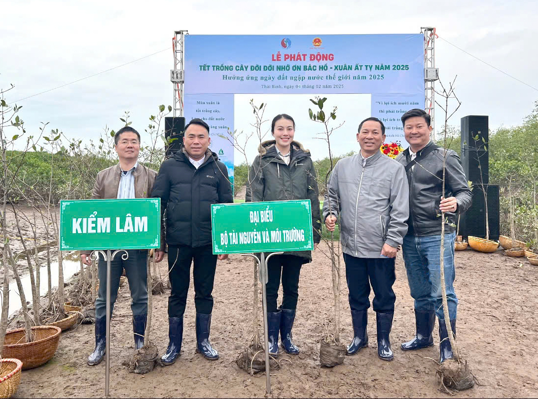 Ministry of Natural Resources and Environment Launches new-year tree planting festival in Thai Binh