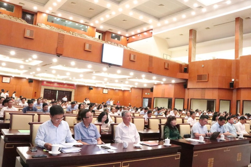 The Ministry of Natural Resources and Environment disseminates key updates to the 2024 Land Law in Ho Chi Minh City