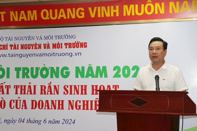 Household solid waste management: A unified call to action for government, businesses, and citizens