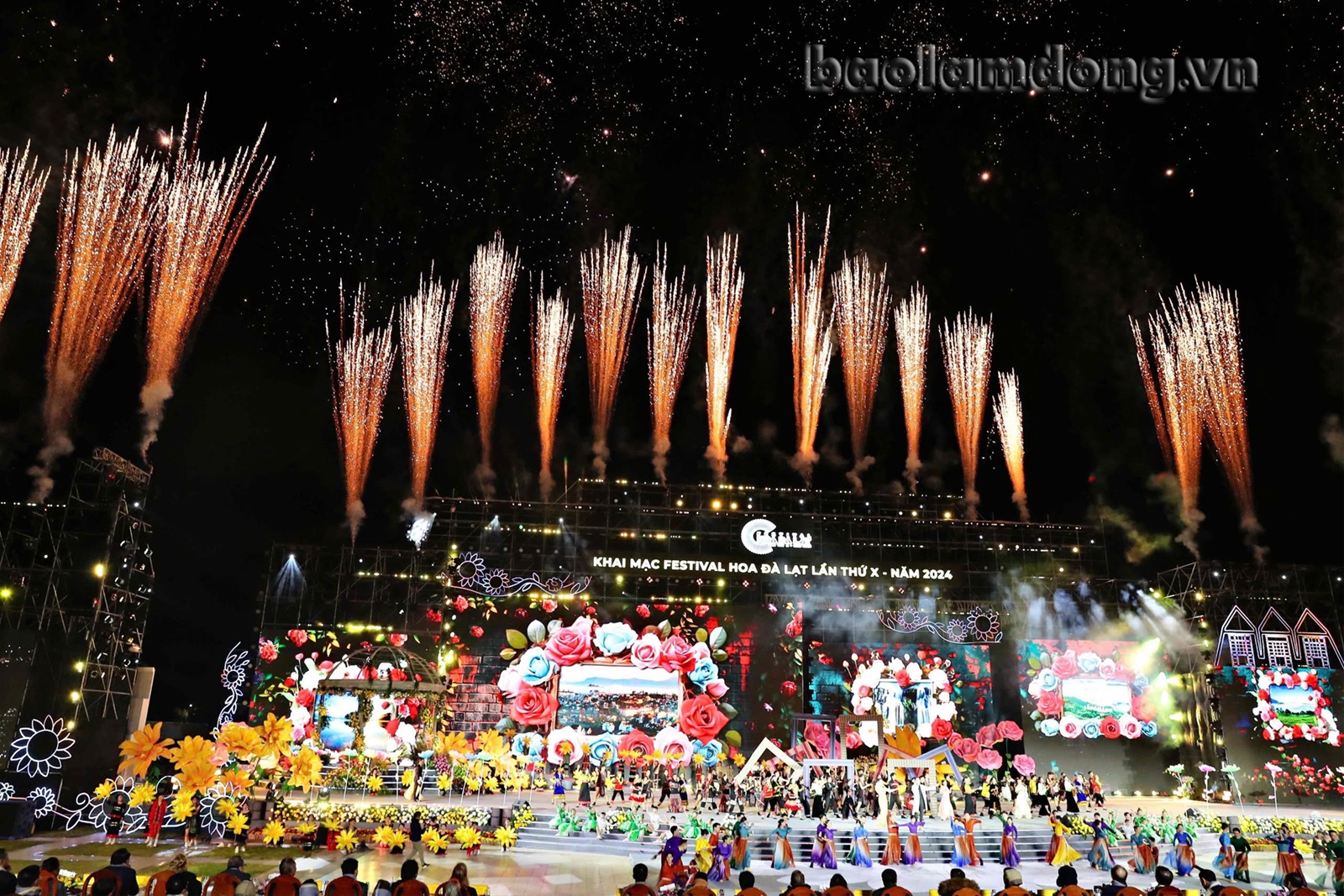 Da Lat blossoms in colors: The grand opening of the 2024 Flower Festival