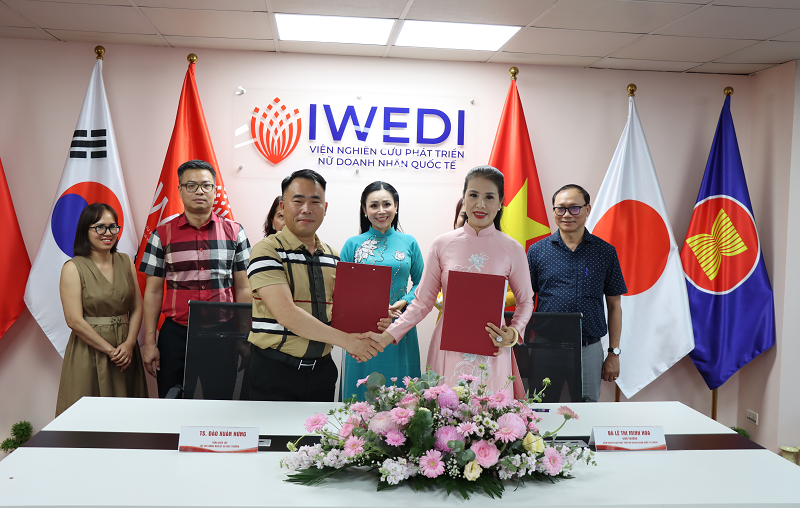 The Agriculture and Environment Magazine signs cooperation agreement with IWEDI