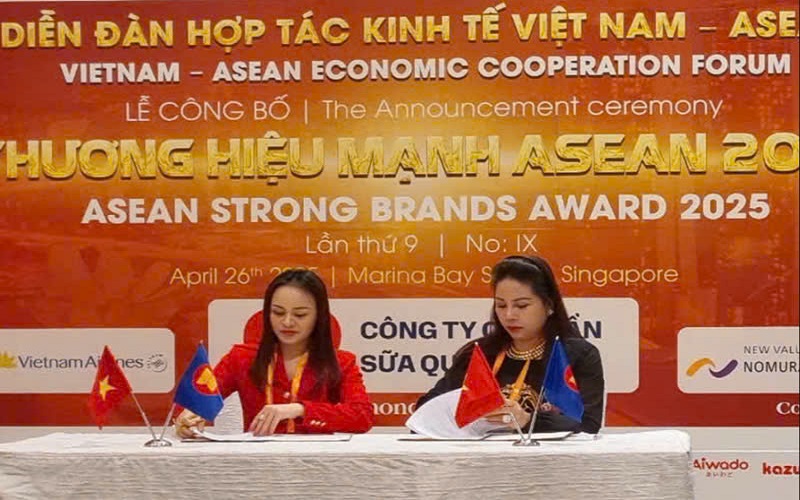 Minh Long signs strategic partnership with IBF Vietnam at the Vietnam - ASEAN Economic Forum 2025