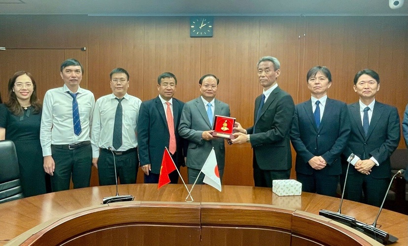 Deputy Minister Le Minh Ngan discusses land administration with Japan: Strengthening bilateral cooperation