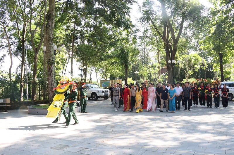 Honoring history, preserving revolutionary values