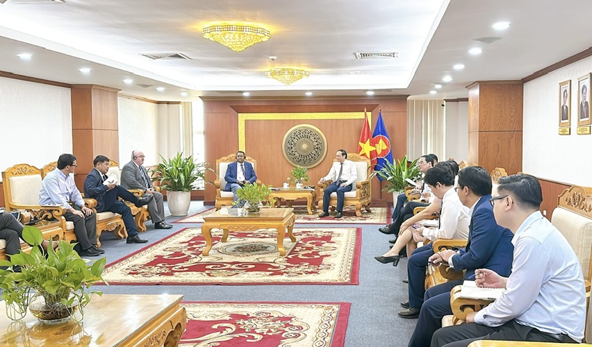 WWF's commitment to partner with Vietnam in nature conservation and sustainable development