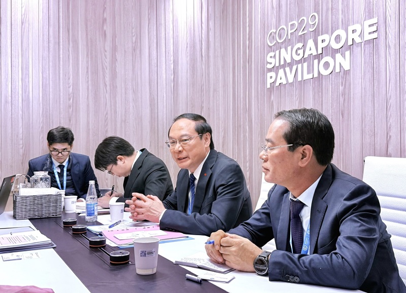 Vietnam seeks to strengthen environmental cooperation with Singapore