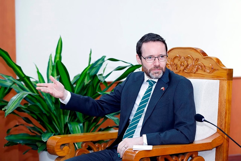 Vietnam and the United Kingdom: Strengthening cooperation in natural resources and environment