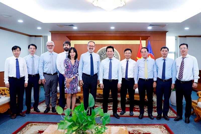 Vietnam - Italy: Enhancing comprehensive cooperation in resources and environment