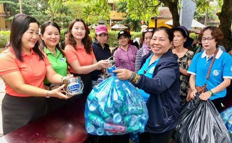 WWF's innovative models for plastic reduction in Vietnam
