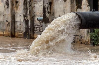 Application of a three-stage aerobic biological rotating cage: A novel approach to urban domestic wastewater treatment