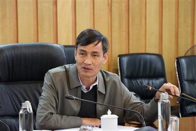 Comprehensive work session on early completion of draft amendments to some provisions of decress detailing mineral law.