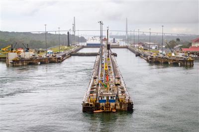 El Niño worsens Panama Canal crisis: Traffic jammed by low water levels