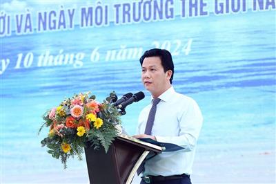 Minister Dang Quoc Khanh launches Vietnam's Sea and Island Week and Environmental Action Month 2024