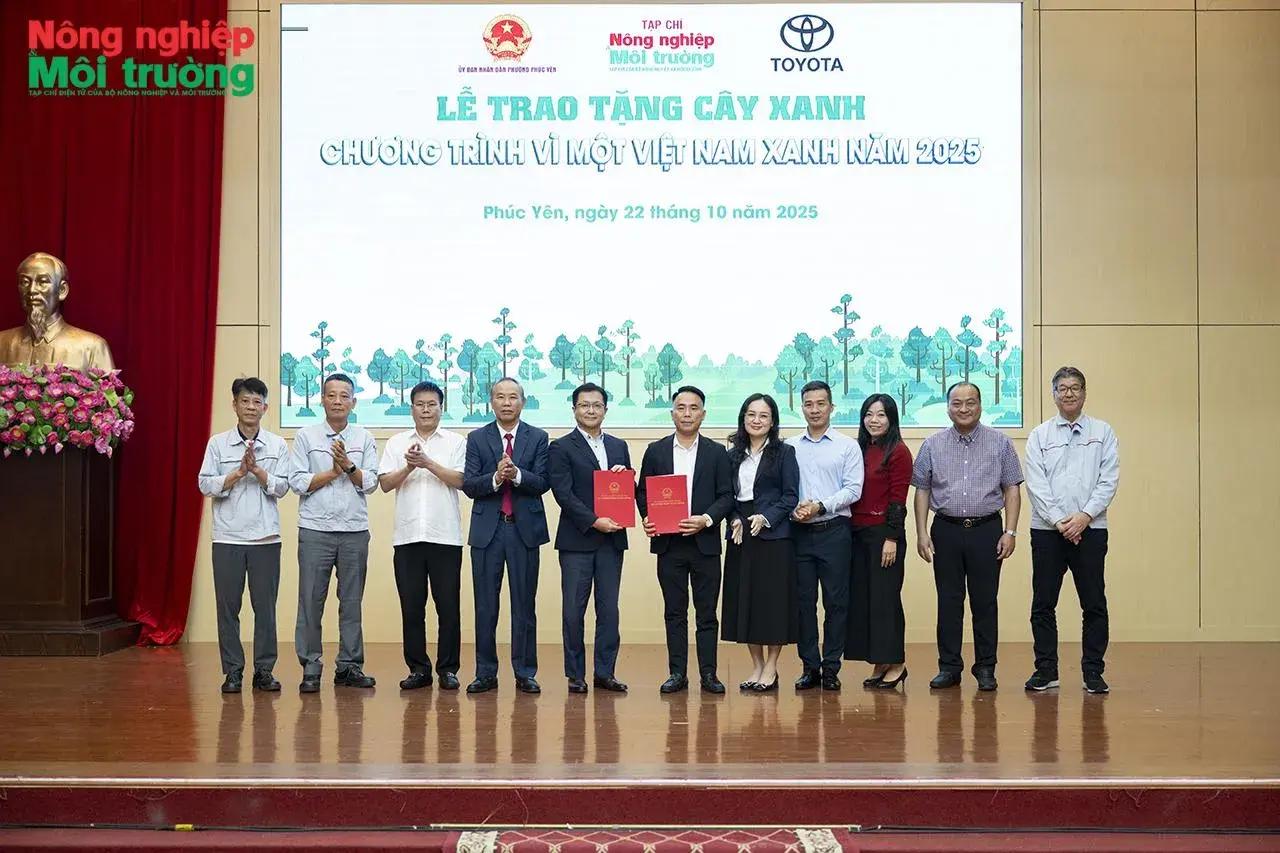 For a 'Green Vietnam 2025' initiative launched to promote tree planting and climate action